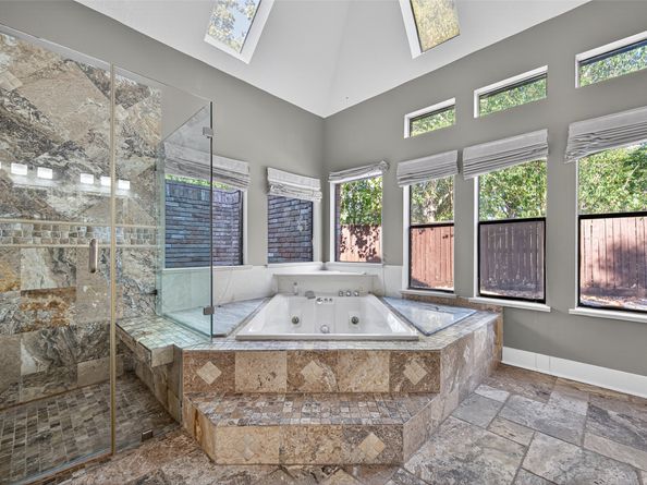 3010 Cedar Woods Place, Houston TX 77068
