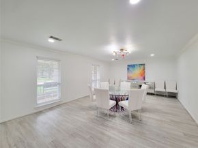 5654 Cheena, Houston TX 77096