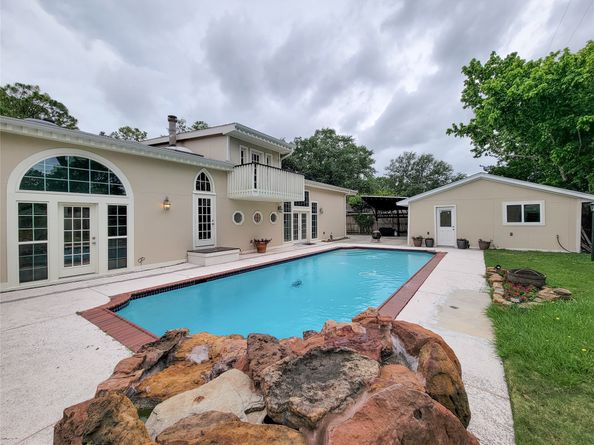 5654 Cheena, Houston TX 77096