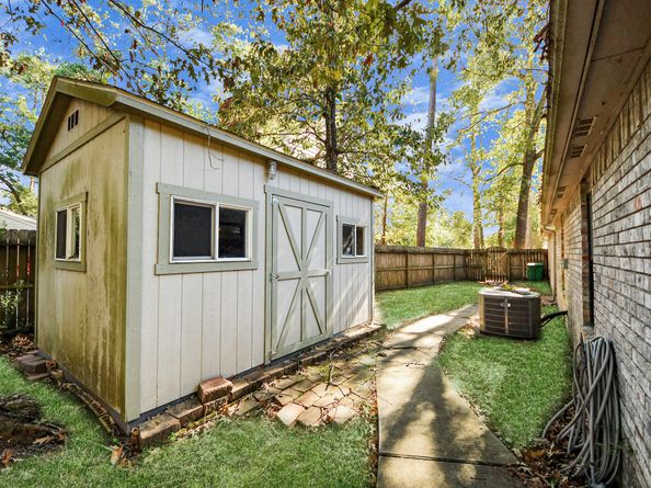 3543 Pickwick Park Drive, Kingwood TX 77339