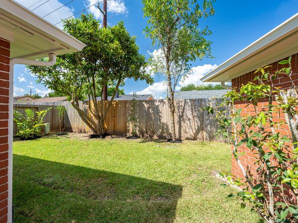 3311 Richland Drive, Sugar Land TX 77478