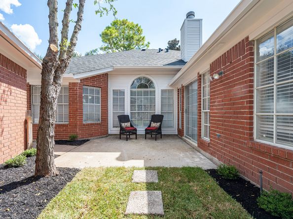 3311 Richland Drive, Sugar Land TX 77478