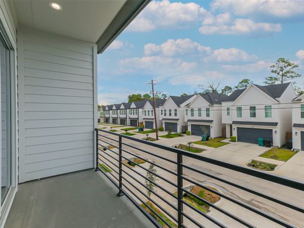 5703G & 5703H Balbo Street, Houston TX 77091