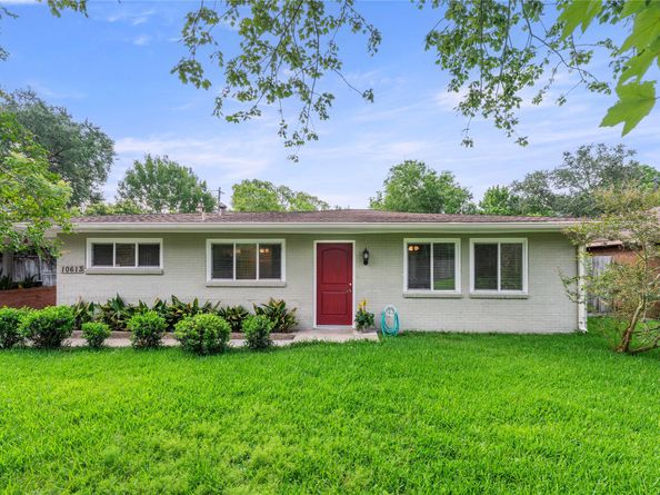 10613 Willowgrove Drive, Houston TX 77035