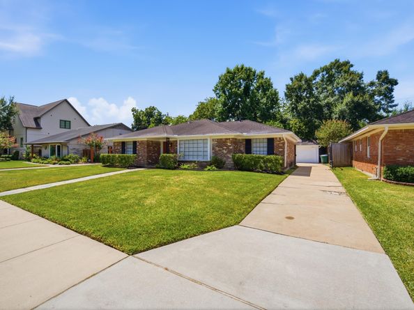 3731 Latma Drive, Houston TX 77025