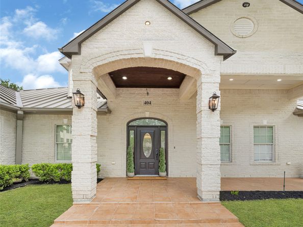 404 Moss Street, Houston TX 77009