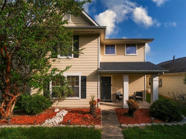 614 Pinto Springs Lane, Houston TX 77073