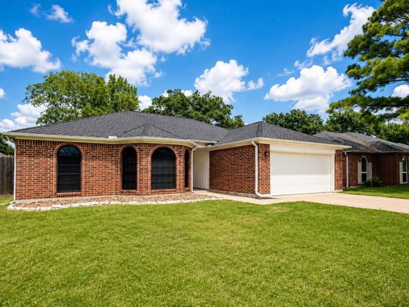 5718 Village Park Drive, Katy TX 77493