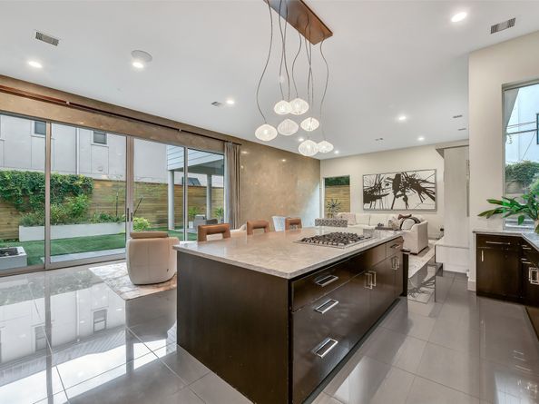 2302 Persa Street, Houston TX 77019