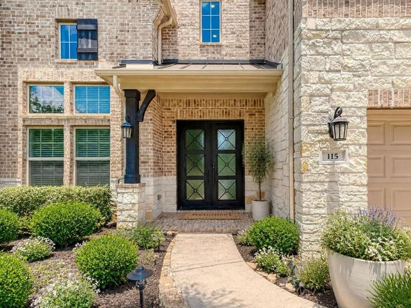 115 N Winter Sunrise Circle, Tomball TX 77375