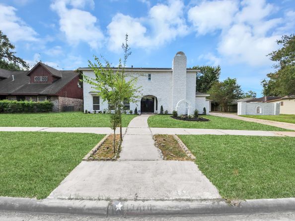 13710 Whitchurch Way, Houston TX 77015