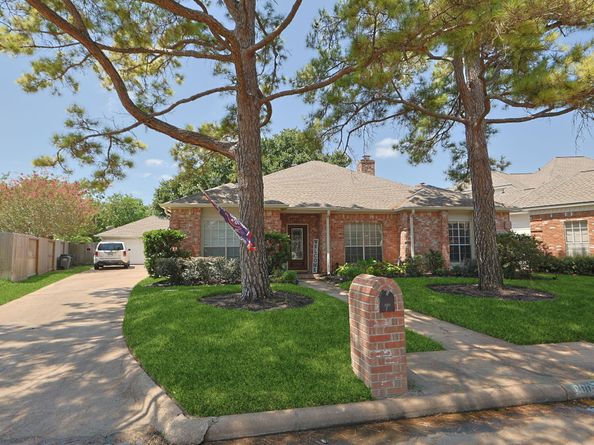 8007 Tustin Drive, Houston TX 77095