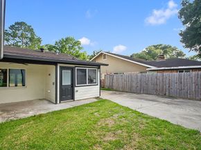 6106 Rutherglenn Drive, Houston TX 77096