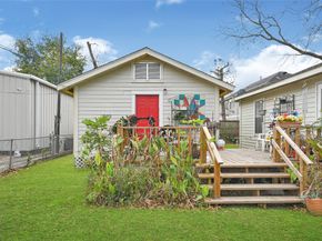 969 Wakefield Drive, Houston TX 77018