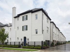 2704 Maxroy Drive, Houston TX 77007