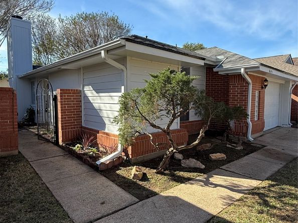 16155 Golden Sands Drive, Houston TX 77095