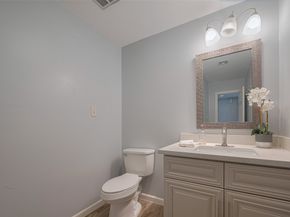 15600 Barkers Landing Road 20, Houston TX 77079