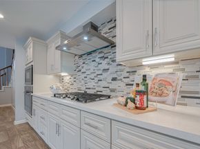 15600 Barkers Landing Road 20, Houston TX 77079