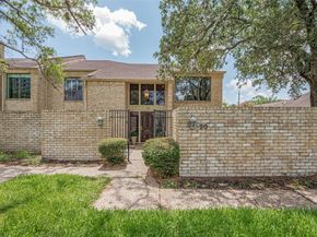 15600 Barkers Landing Road 20, Houston TX 77079