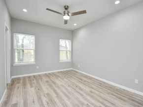 5941 Southlea Street, Houston TX 77033