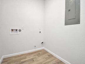 5941 Southlea Street, Houston TX 77033