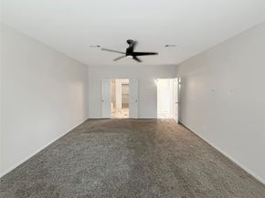 4 Logan Creek Lane, Conroe TX 77304