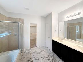 4 Logan Creek Lane, Conroe TX 77304