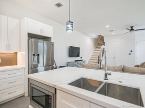 5209 Gano Street, Houston TX 77009