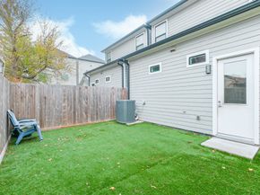 5209 Gano Street, Houston TX 77009