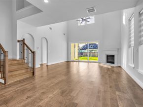 16 Clearview Terrace Place, Tomball TX 77375