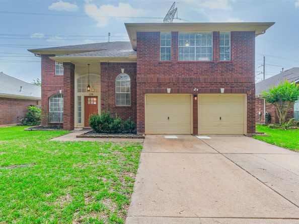 139 High Meadows Drive, Sugar Land TX 77479
