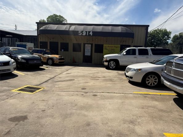 5914 Cullen Boulevard, Houston TX 77021