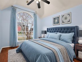 12530 Meadowglen Drive, Meadows Place TX 77477