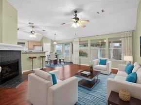 12530 Meadowglen Drive, Meadows Place TX 77477