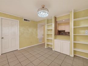 10075 Westpark Drive 84, Houston TX 77042