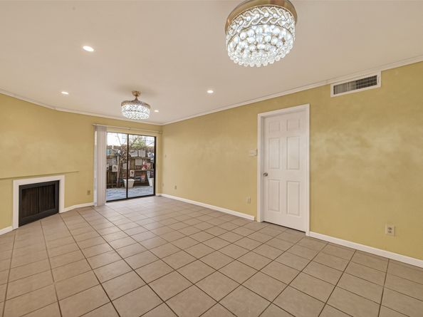 10075 Westpark Drive 84, Houston TX 77042