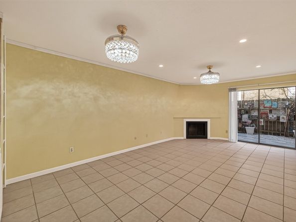 10075 Westpark Drive 84, Houston TX 77042