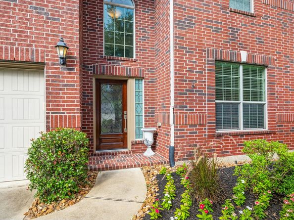 30 Black Swan Court, Magnolia TX 77354