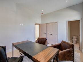 5753 Kiam, Houston TX 77007