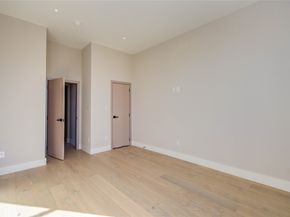 5753 Kiam, Houston TX 77007