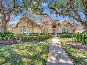 3923 Diamond Grove Court, Houston TX 77059