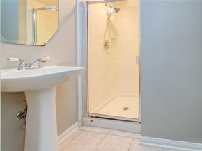 1331 Mcilhenny Street, Houston TX 77004