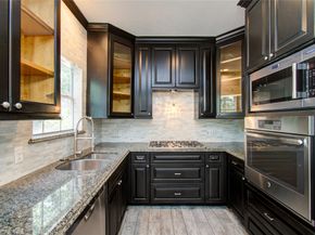 1331 Mcilhenny Street, Houston TX 77004