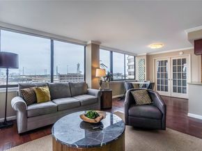 3525 Sage Road 1009, Houston TX 77056