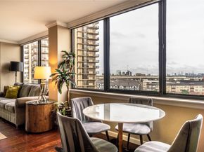 3525 Sage Road 1009, Houston TX 77056