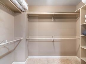 3525 Sage Road 1009, Houston TX 77056