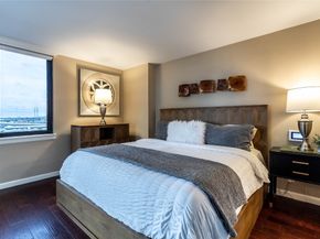 3525 Sage Road 1009, Houston TX 77056