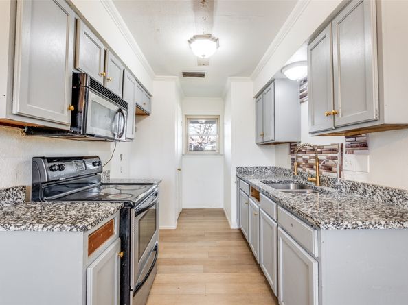 3528 Silverhill Drive, Dallas TX 75241