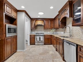 1514 Jacquelyn Drive, Houston TX 77055