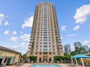 1100 Uptown Park Boulevard 23, Houston TX 77056